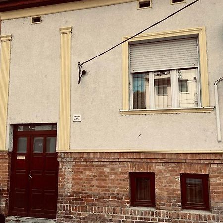 Best Price Guesthouse Szeged Bagian luar foto