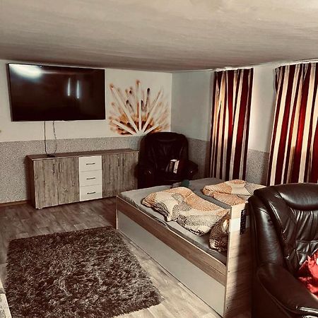 Best Price Guesthouse Szeged Bagian luar foto